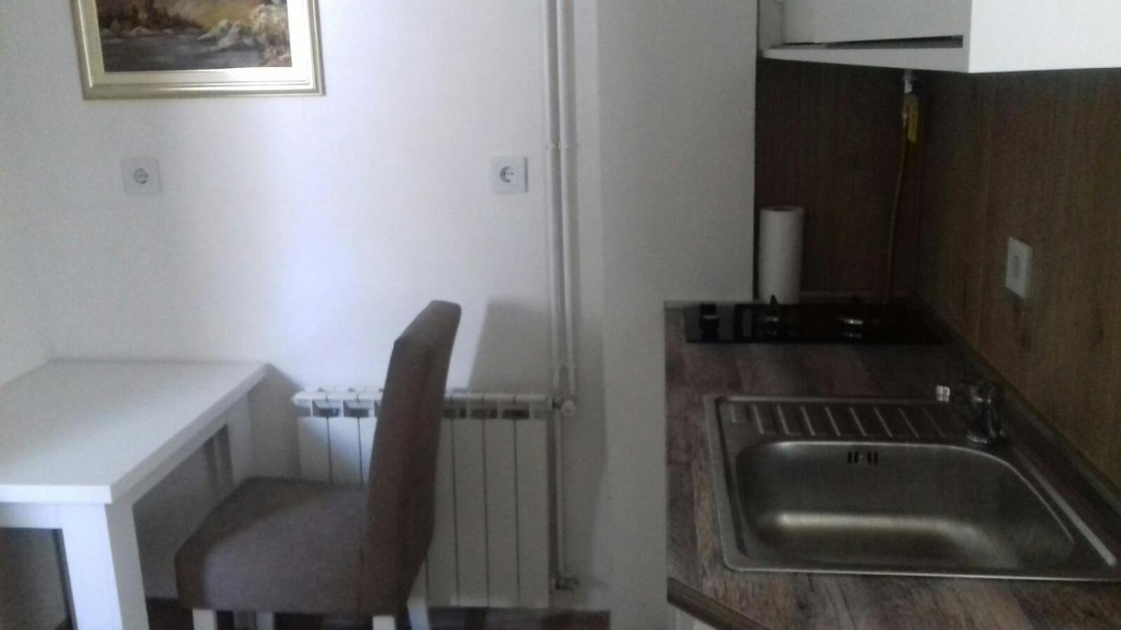 Modern&Cozy Bosnian House With Garden+Free Parking Hotel Sarajevo Buitenkant foto